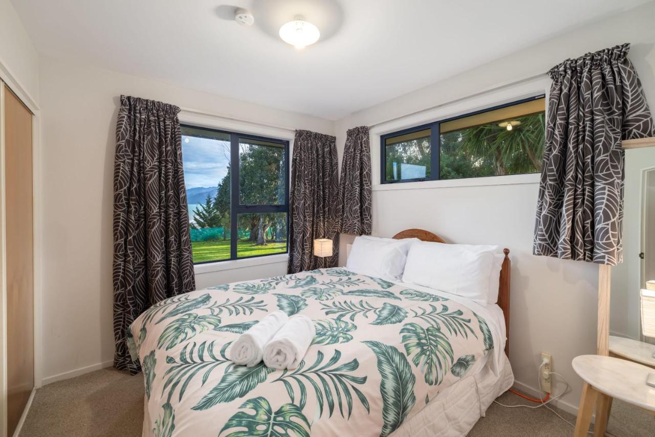 Ocean & Mountain Views - Kaikoura Villa Exterior photo